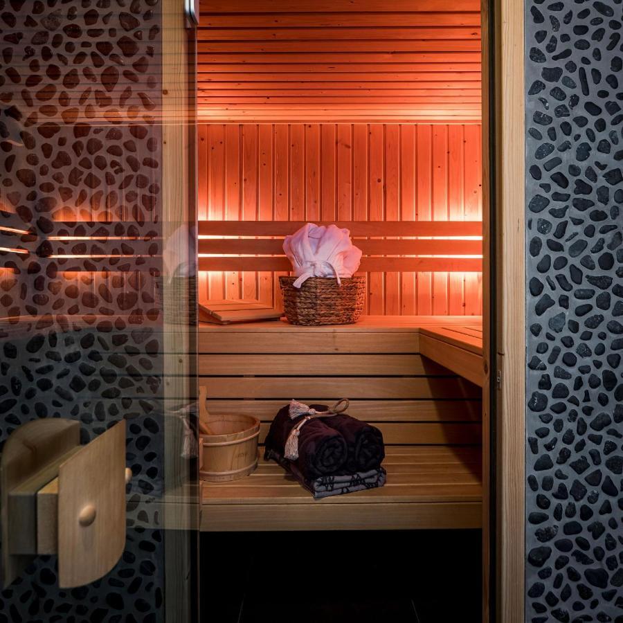 Romantic Wellness Bnb Noordwijk Exterior foto